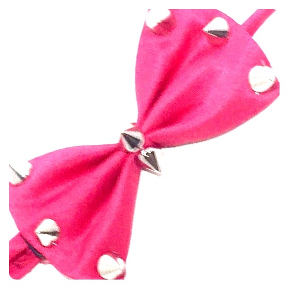 โค๏ธSOLDโค๏ธ"Raspberry1FlowTie" t'gotฤdeezeyenz๐๐๐ - Picture 1 of 4